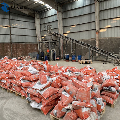 Soğuk Karışım Çukur Tamiri 25kg 20kgs A Torbalı Yama Asfalt Karışımı Güçlü Yapışma
