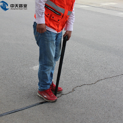 6cm X 3mm Kendinden Yapışkanlı Driveway Bitümlü Bant Anında Asfalt Sızdırmazlığı Çatlak Sızdırmazlığı